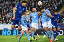 雷速体育-沙尔克04主场获得关键胜利