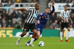 雷速体育官方-包含曼城憾平纽卡斯尔，仍以领先优势领跑的词条