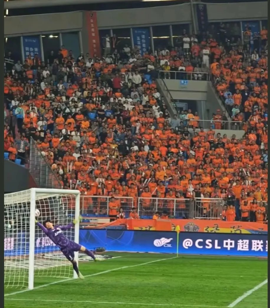 上港主场绝杀，成功击败广州富力