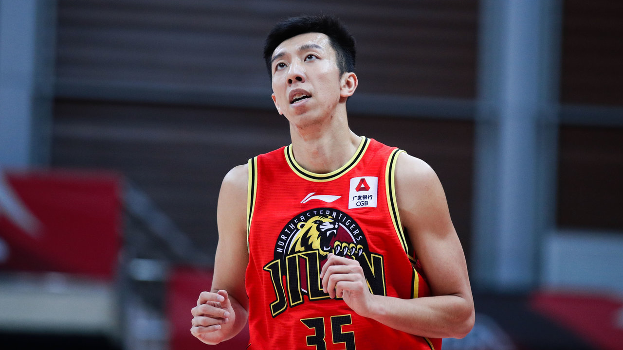 战术紧逼转变成功,球队赢得胜利的简单介绍 战术紧逼转变成功,球队赢得胜利的简单介绍