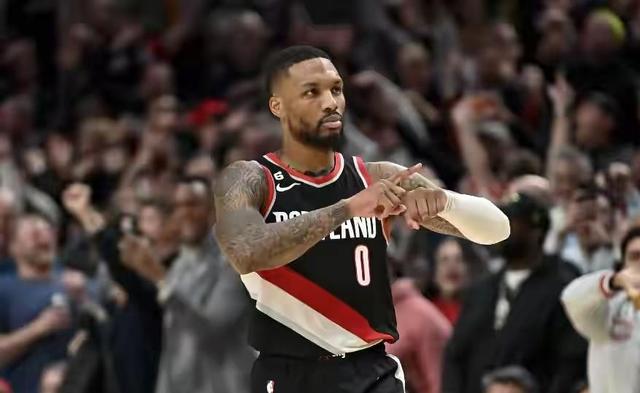 开拓者逆转独行侠,利拉德关键时刻发威 开拓者逆转独行侠,利拉德关键时刻发威