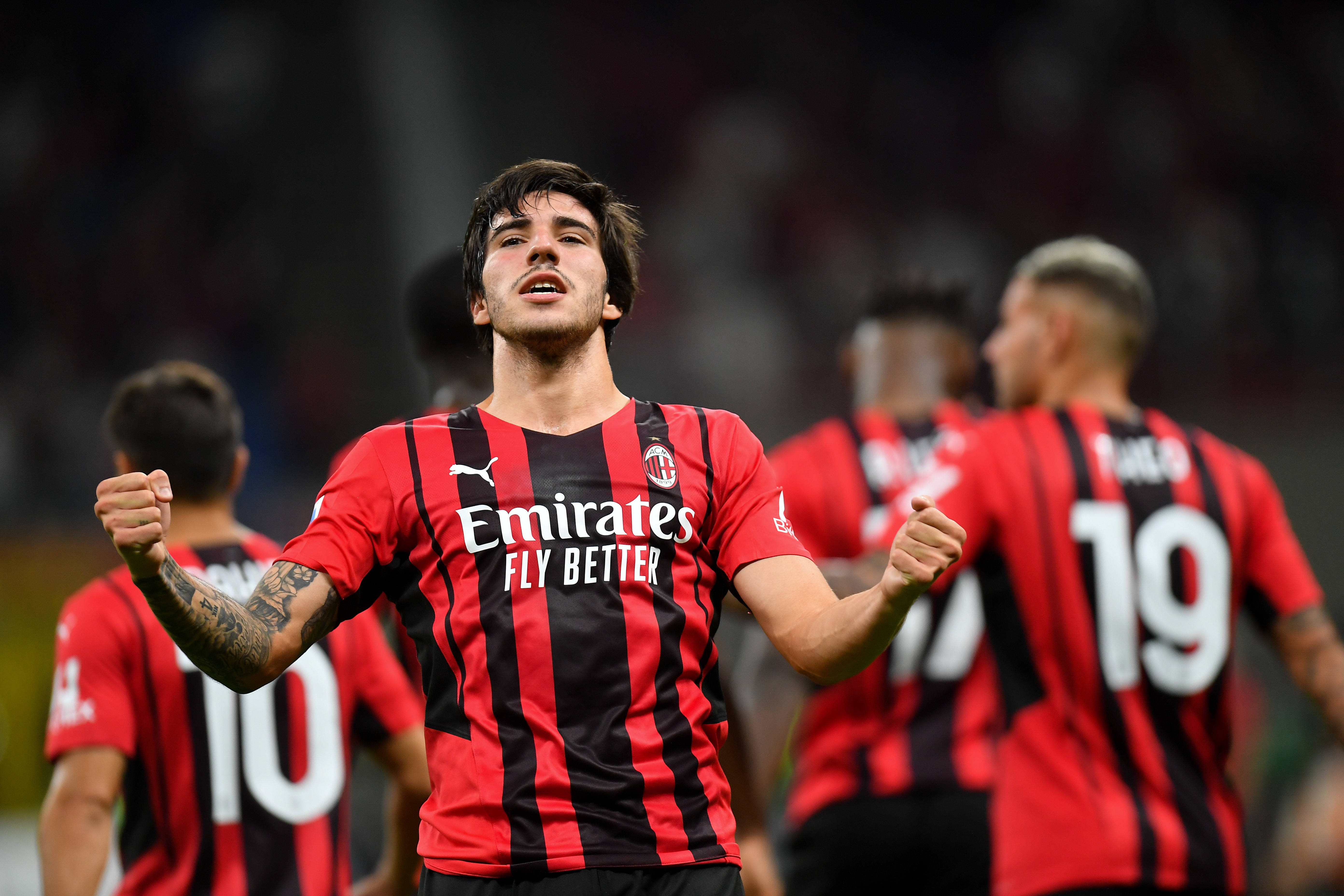 帕尔马客场恶战AC米兰,胜利来之不易 帕尔马客场恶战AC米兰,胜利来之不易