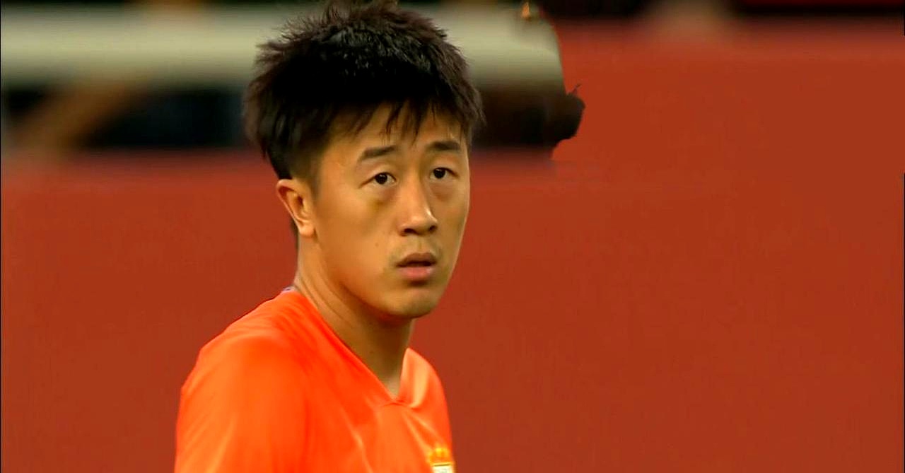 山东鲁能门将表现出色,助球队逆转胜利 山东鲁能门将表现出色,助球队逆转胜利